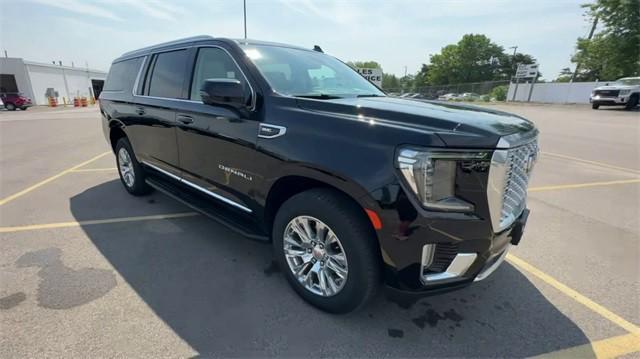 used 2022 GMC Yukon XL car, priced at $83,717