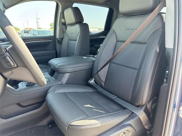 new 2025 GMC Sierra 1500 car, priced at $64,223