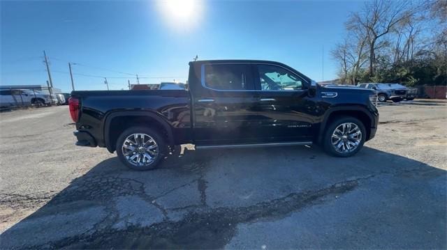 new 2025 GMC Sierra 1500 car, priced at $65,840