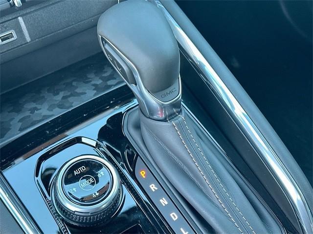 new 2025 GMC Canyon car, priced at $52,684