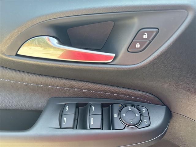 new 2025 Buick Envista car, priced at $27,226