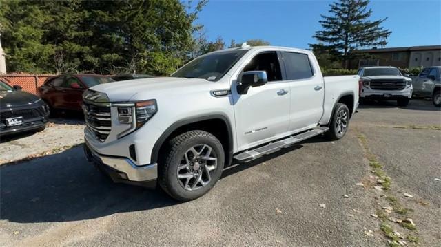 new 2025 GMC Sierra 1500 car, priced at $55,467