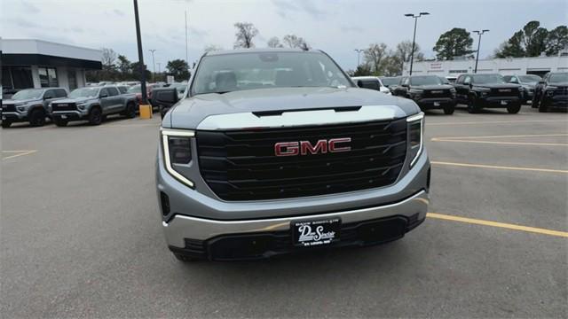 new 2025 GMC Sierra 1500 car, priced at $39,927