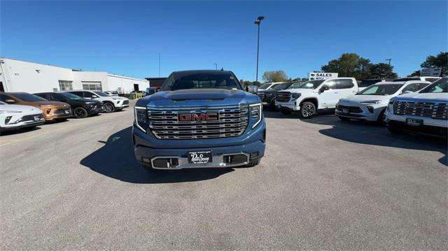 new 2025 GMC Sierra 1500 car, priced at $70,385