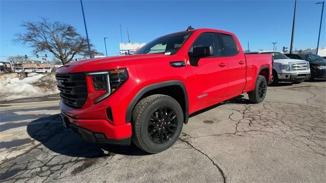 new 2025 GMC Sierra 1500 car, priced at $47,327