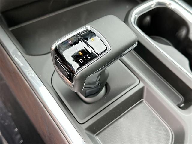 new 2025 GMC Sierra 1500 car, priced at $55,236