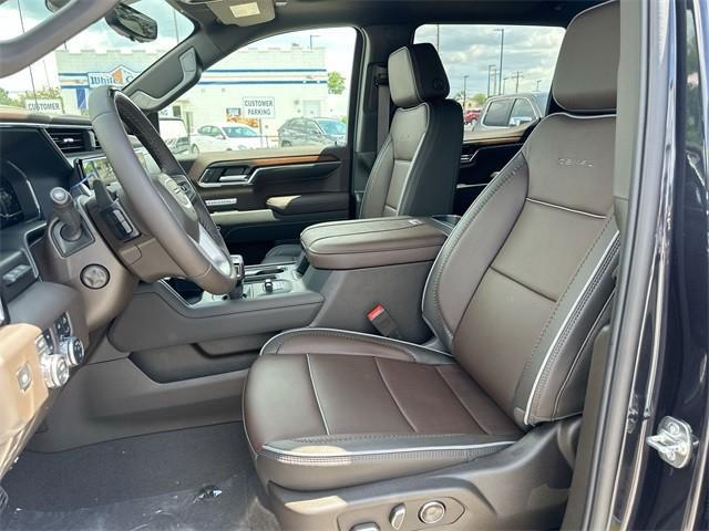 new 2025 GMC Sierra 1500 car, priced at $63,282