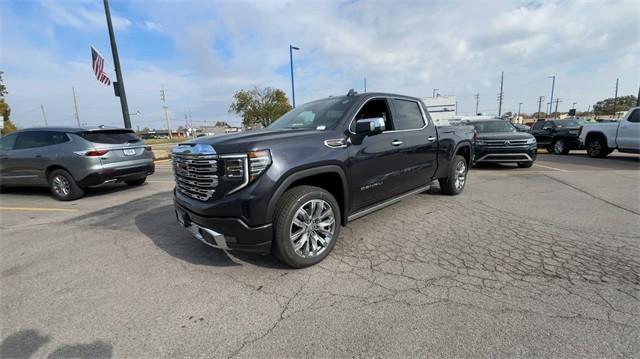 new 2025 GMC Sierra 1500 car, priced at $71,169