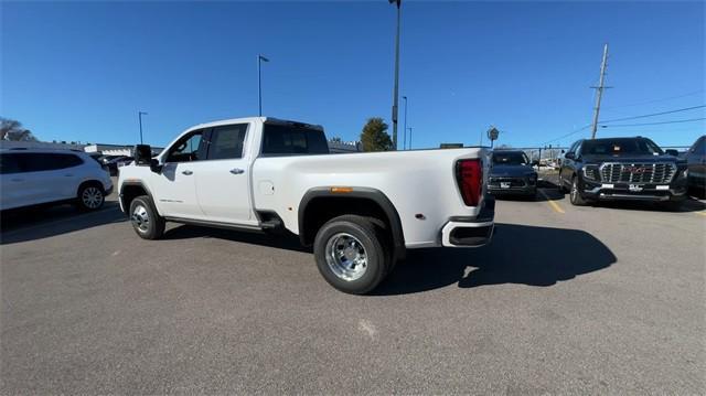 new 2025 GMC Sierra 3500 car, priced at $97,468