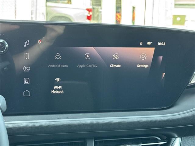 new 2025 Buick Envista car, priced at $24,357