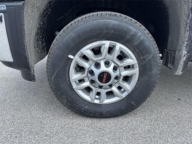 new 2025 GMC Sierra 2500 car, priced at $43,663
