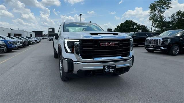 new 2025 GMC Sierra 2500 car, priced at $43,663
