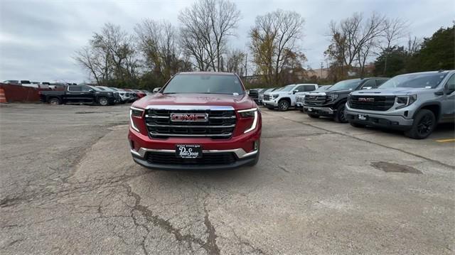 new 2025 GMC Acadia car, priced at $45,323