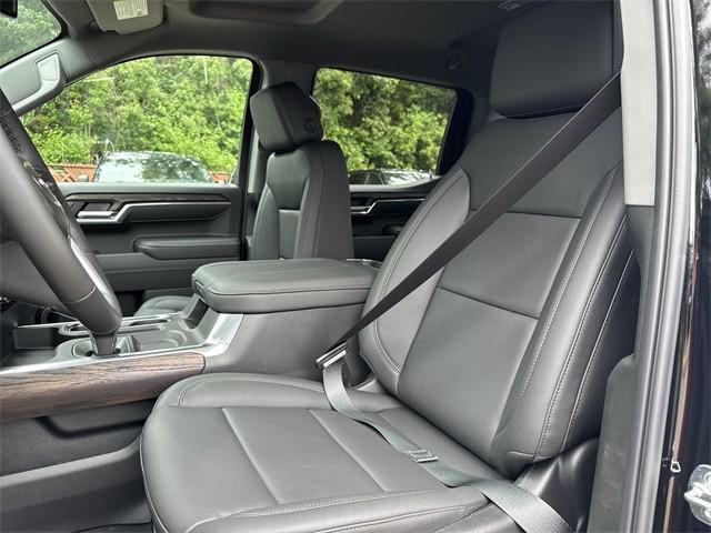 new 2025 GMC Sierra 1500 car, priced at $55,413