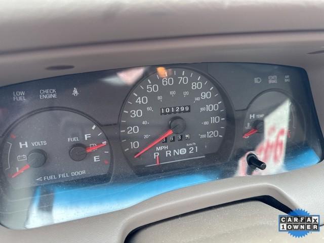 used 2005 Mercury Grand Marquis car, priced at $7,900