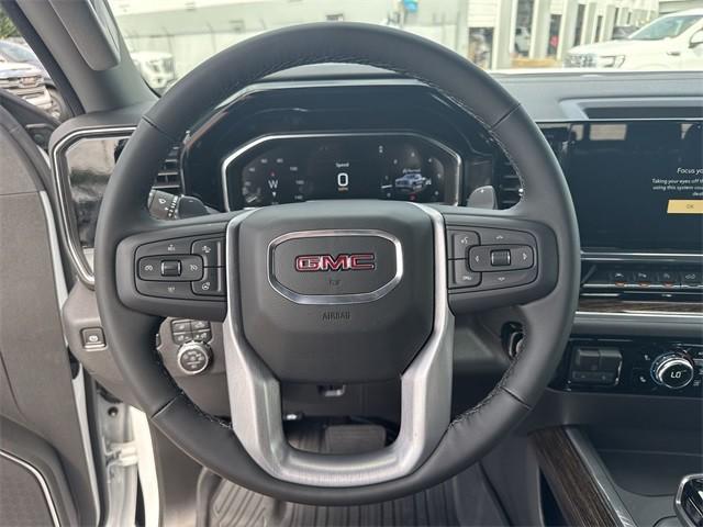 new 2025 GMC Sierra 1500 car, priced at $55,555