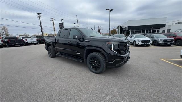 new 2025 GMC Sierra 1500 car, priced at $58,352