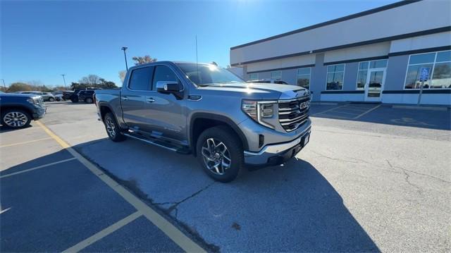 new 2025 GMC Sierra 1500 car, priced at $57,135