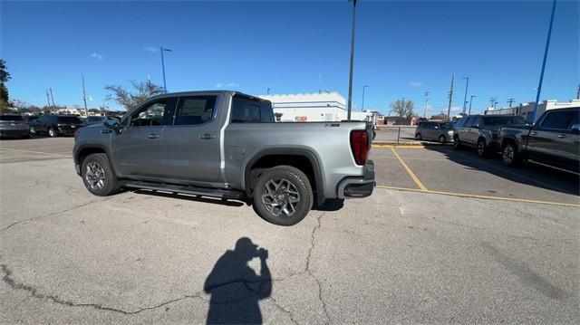 new 2025 GMC Sierra 1500 car, priced at $57,135