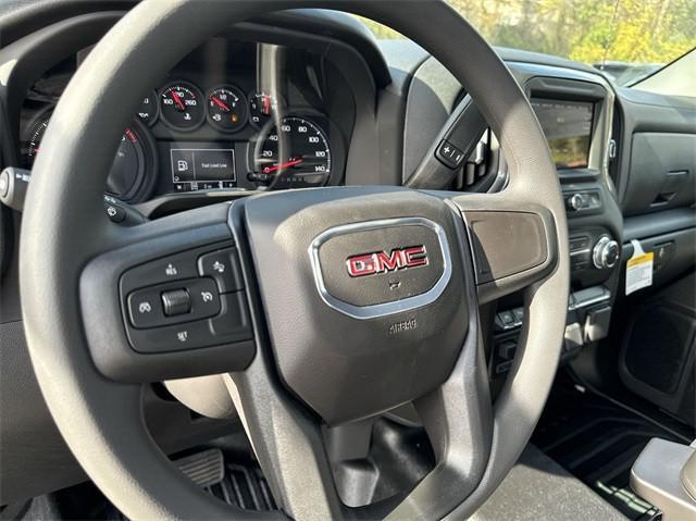 new 2025 GMC Sierra 1500 car, priced at $38,327