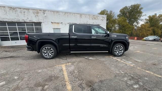 new 2025 GMC Sierra 1500 car, priced at $71,169