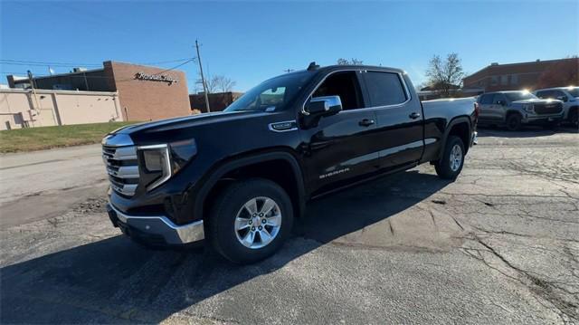 new 2025 GMC Sierra 1500 car, priced at $49,343