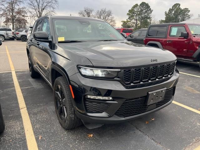 used 2023 Jeep Grand Cherokee car, priced at $32,038