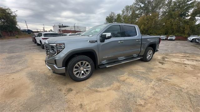 new 2025 GMC Sierra 1500 car, priced at $65,262