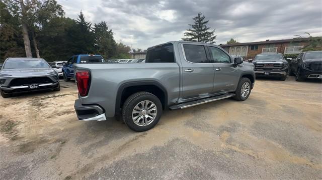 new 2025 GMC Sierra 1500 car, priced at $65,262