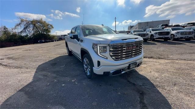 new 2025 GMC Sierra 1500 car, priced at $73,093