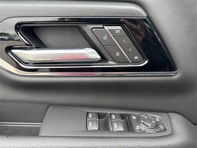 new 2025 GMC Yukon car, priced at $89,882