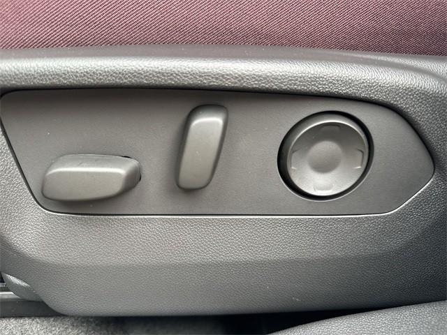 new 2025 Buick Envision car, priced at $41,740