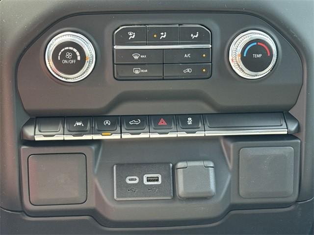new 2025 GMC Sierra 1500 car, priced at $39,494