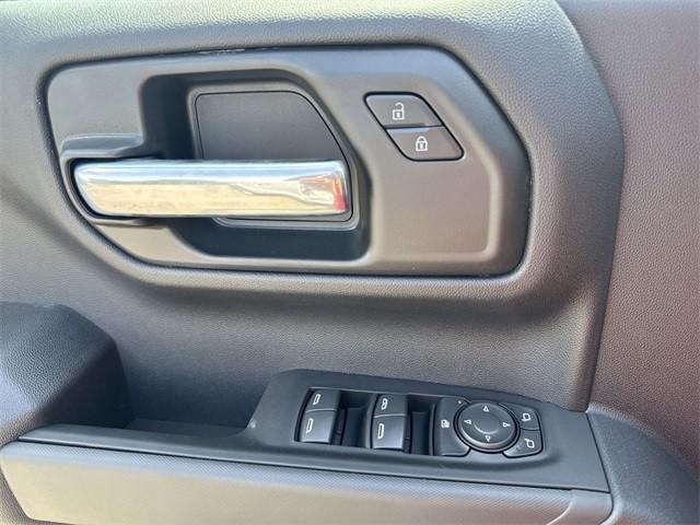 new 2025 GMC Sierra 1500 car, priced at $39,494