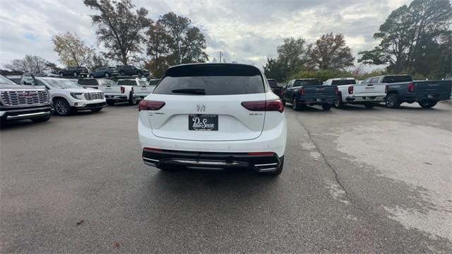 new 2025 Buick Envision car, priced at $42,286