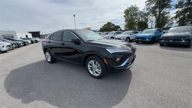 new 2025 Buick Envista car, priced at $24,626