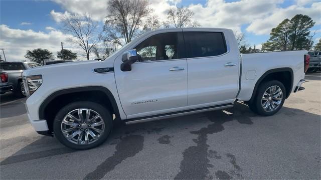 new 2025 GMC Sierra 1500 car, priced at $68,295