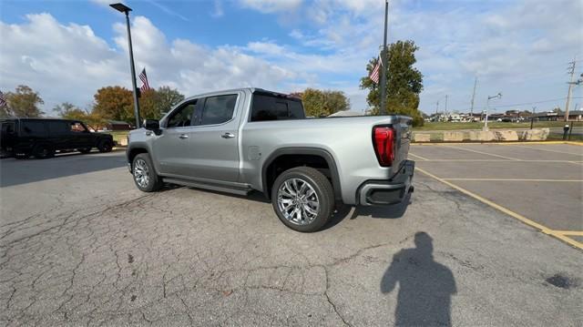 new 2025 GMC Sierra 1500 car, priced at $67,832