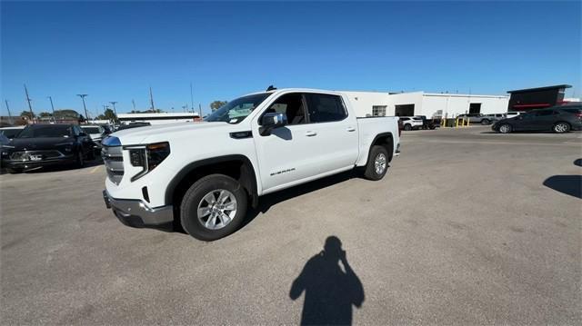 new 2025 GMC Sierra 1500 car, priced at $57,789