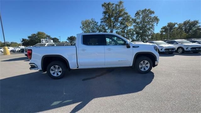 new 2025 GMC Sierra 1500 car, priced at $57,789