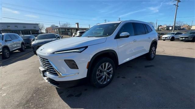 new 2025 Buick Enclave car, priced at $44,425