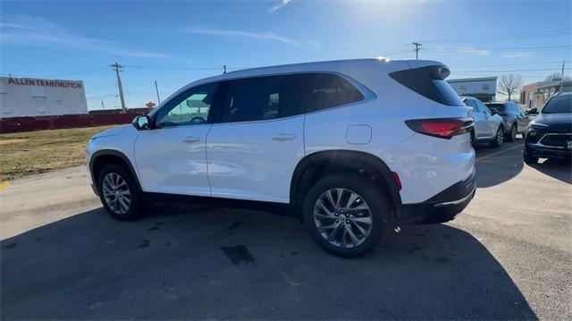 new 2025 Buick Enclave car, priced at $44,425