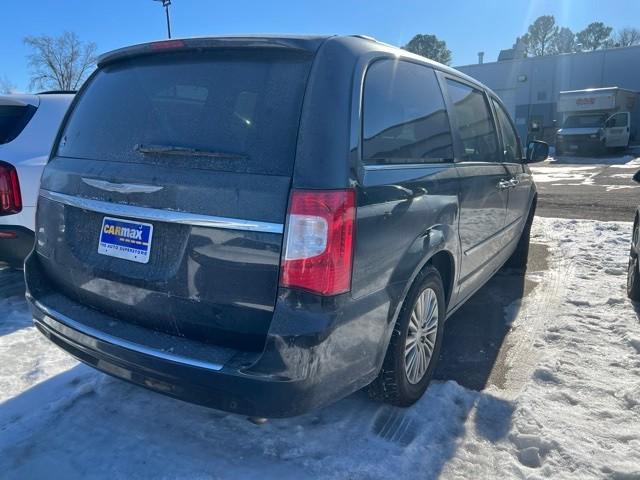 used 2016 Chrysler Town & Country car, priced at $10,757