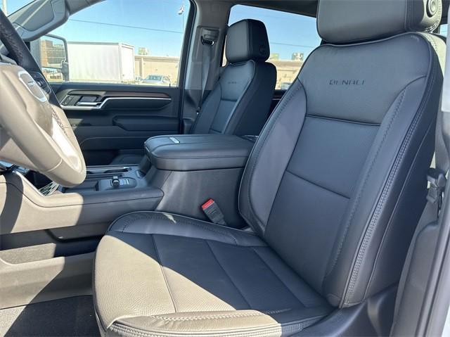 new 2025 GMC Sierra 2500 car, priced at $88,060