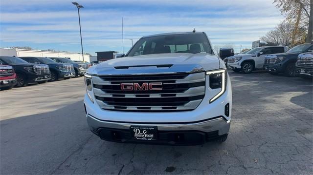 new 2025 GMC Sierra 1500 car, priced at $51,386