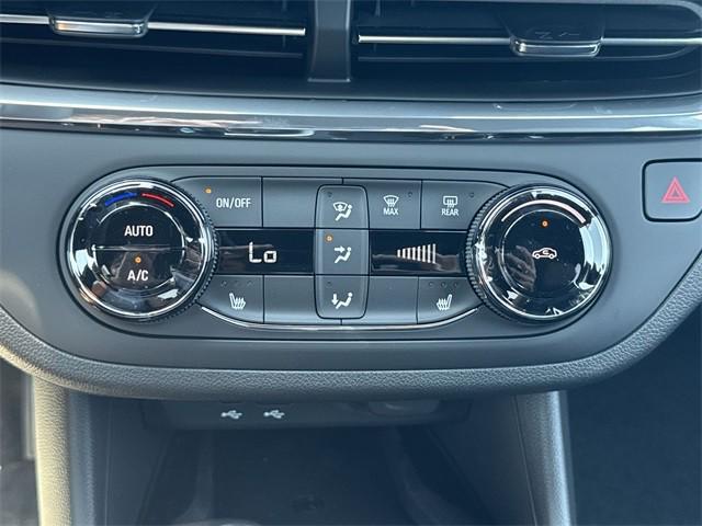 new 2025 Buick Envista car, priced at $24,809