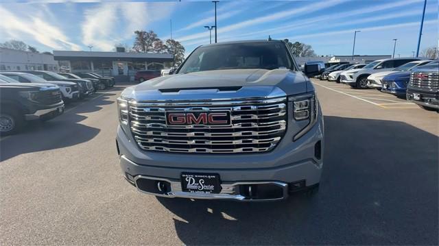 new 2025 GMC Sierra 1500 car, priced at $69,413