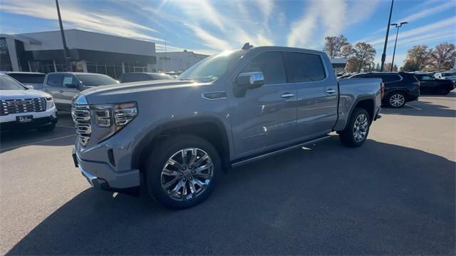 new 2025 GMC Sierra 1500 car, priced at $69,413