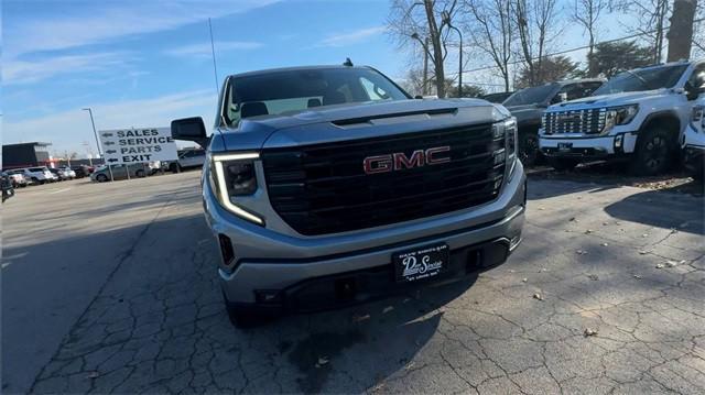 new 2025 GMC Sierra 1500 car, priced at $55,268