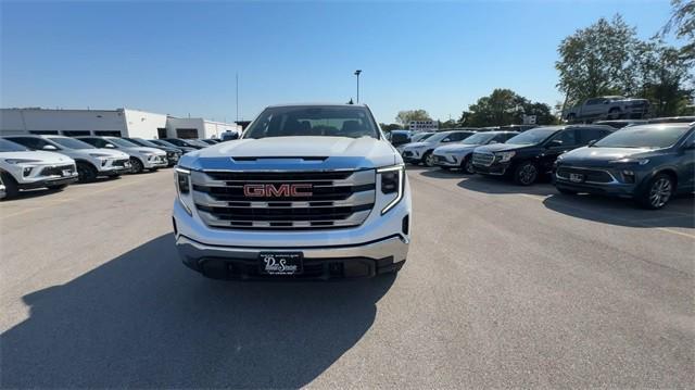 new 2025 GMC Sierra 1500 car, priced at $45,675